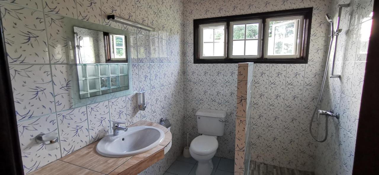 Chez Marva Grande Villa Corossol 3 A 12 Personnes La Digue Exteriör bild