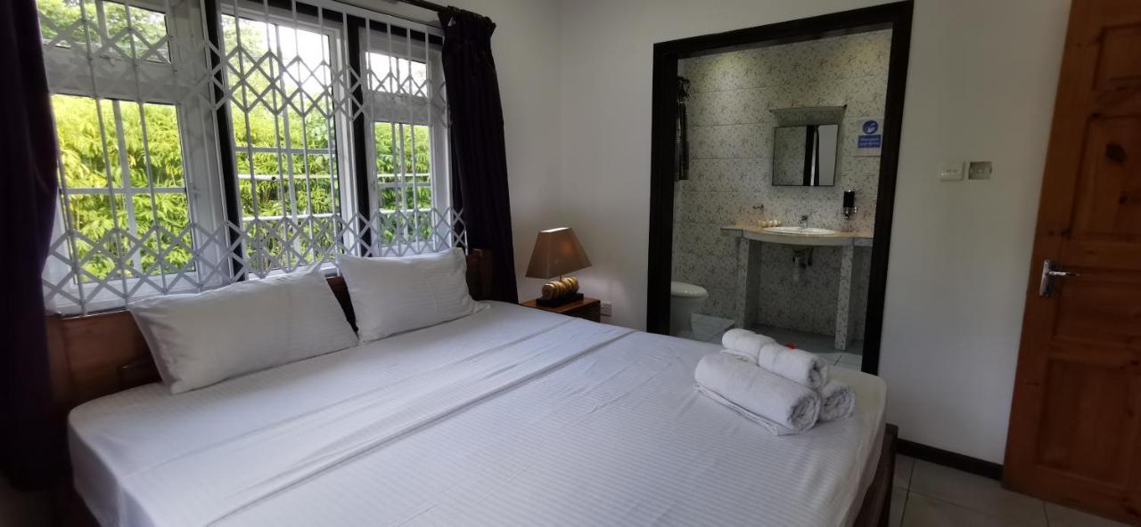 Chez Marva Grande Villa Corossol 3 A 12 Personnes La Digue Exteriör bild