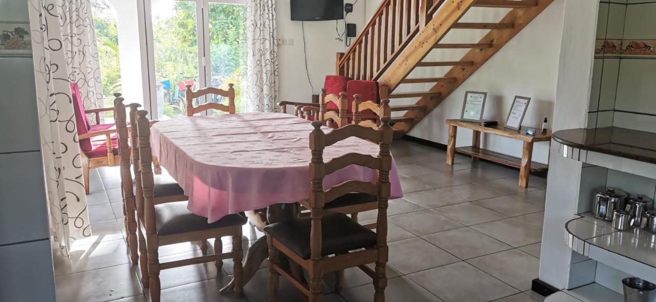Chez Marva Grande Villa Corossol 3 A 12 Personnes La Digue Exteriör bild